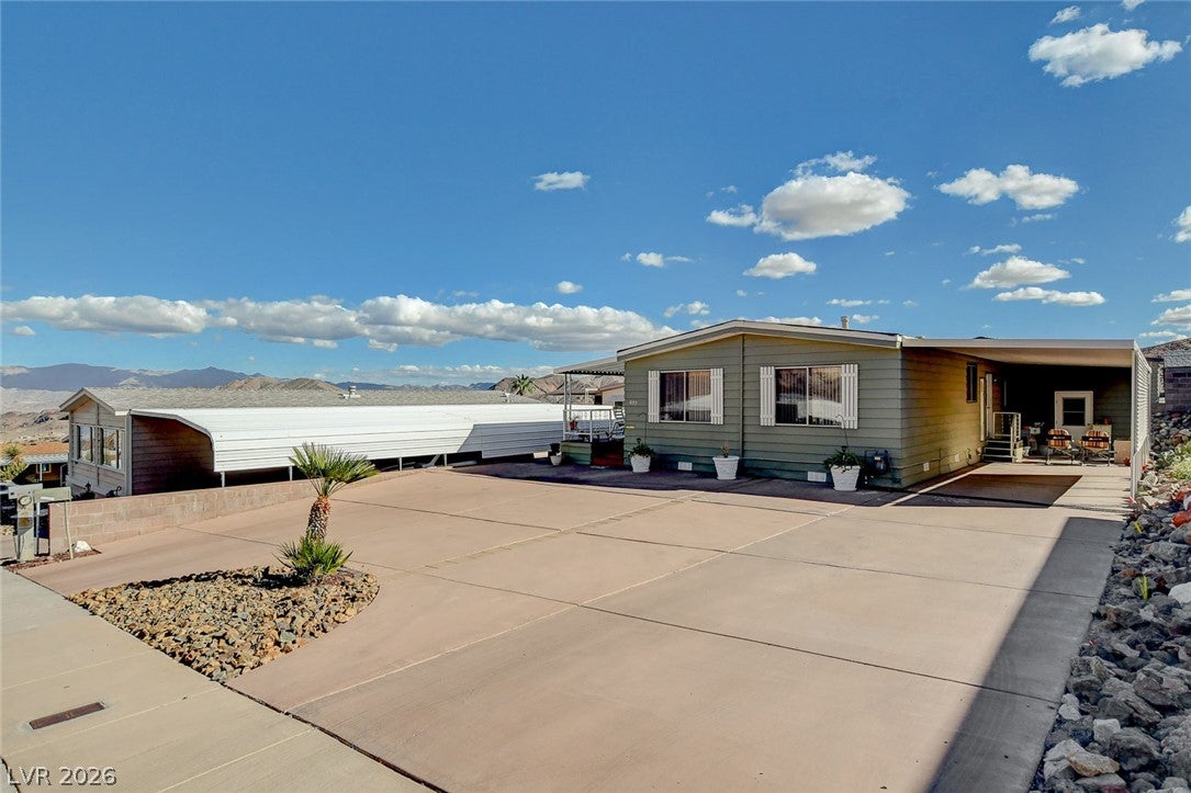 637 Mount Bona Way