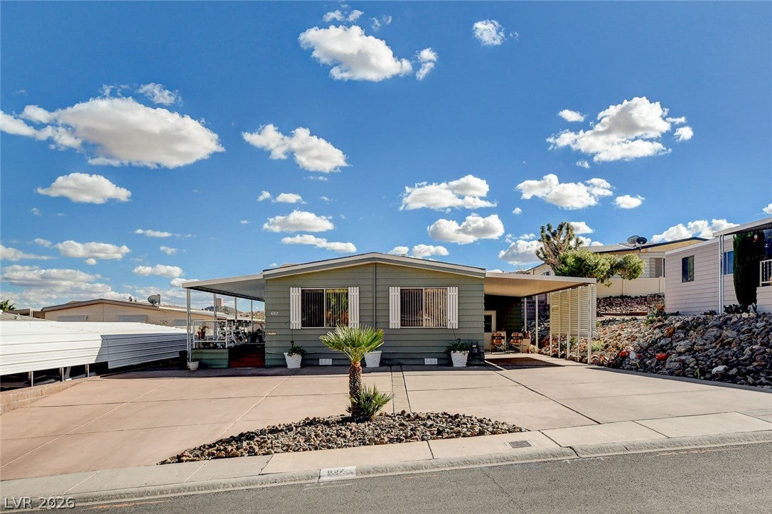 637 Mount Bona Way