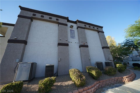Condo For Rent - 7255 W Sunset Road #2061<br/> Las Vegas, NV 89113