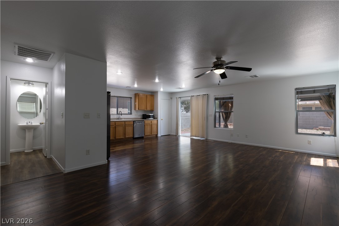 9522 Grand Fir Court