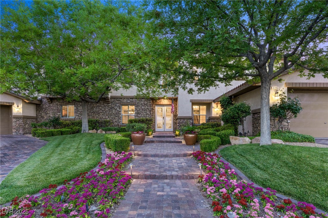 Properties 2 2285 Villefort Court