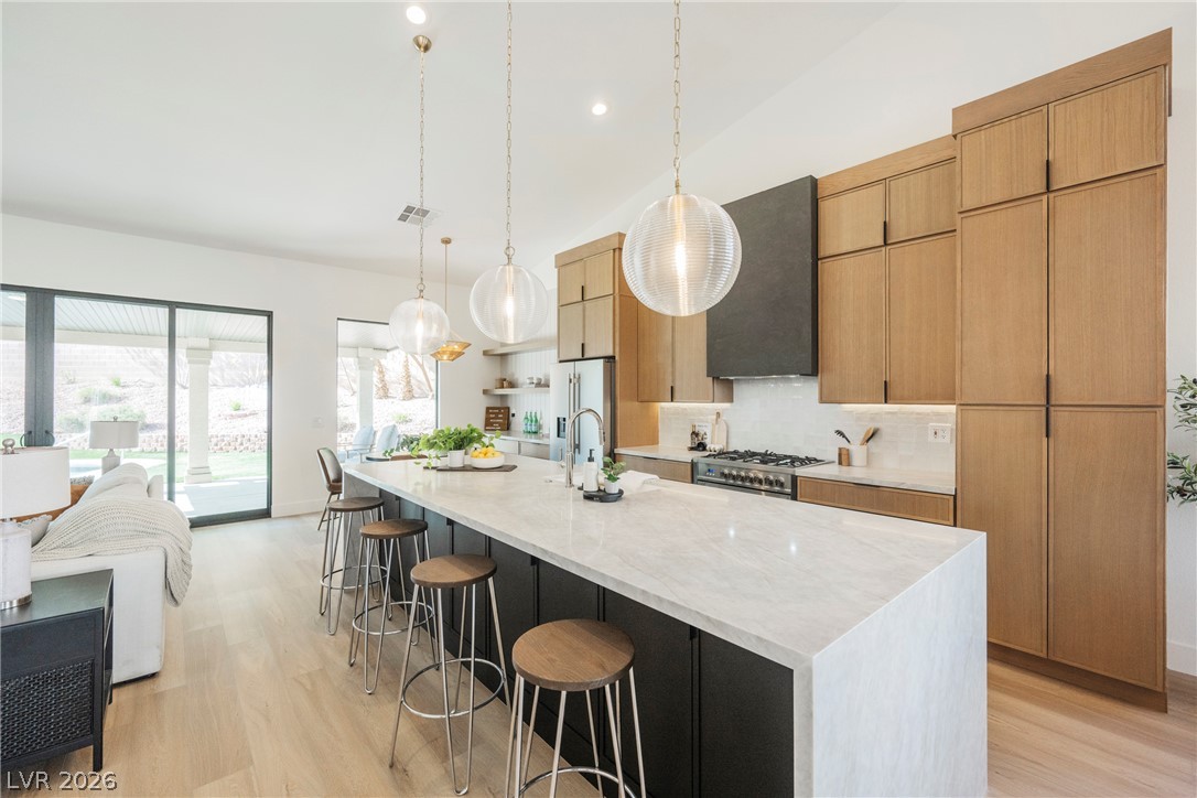 2471 Walsh Glen Court