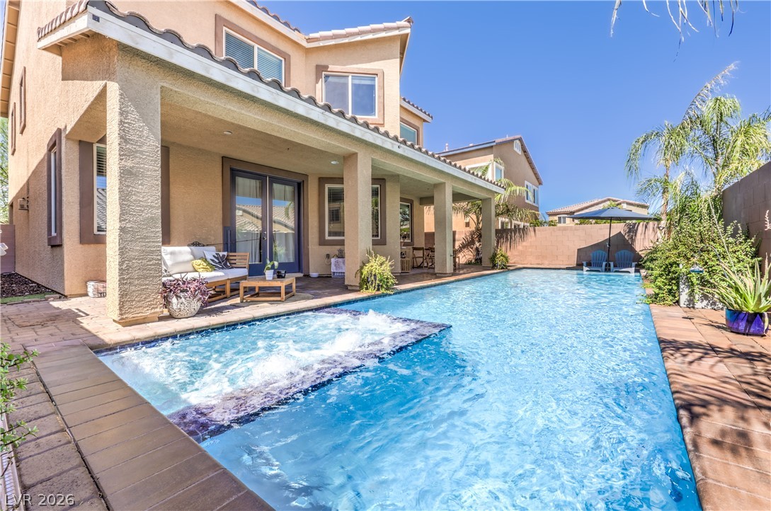 6128 Hays Cove Court