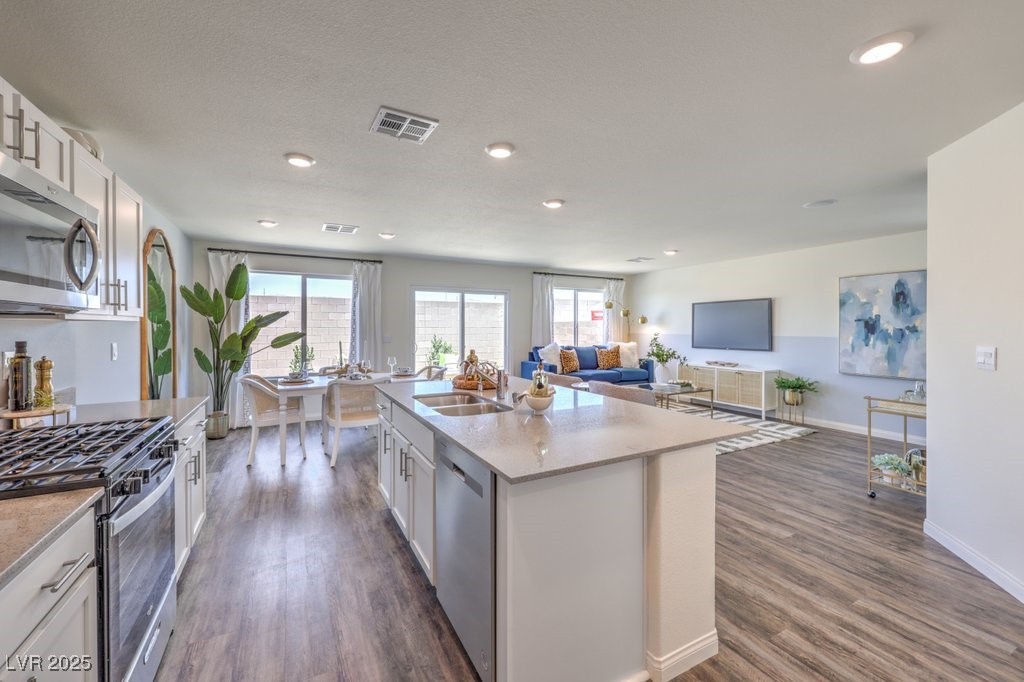 6168 Violet Falls Street, North Las Vegas, Nevada image 16