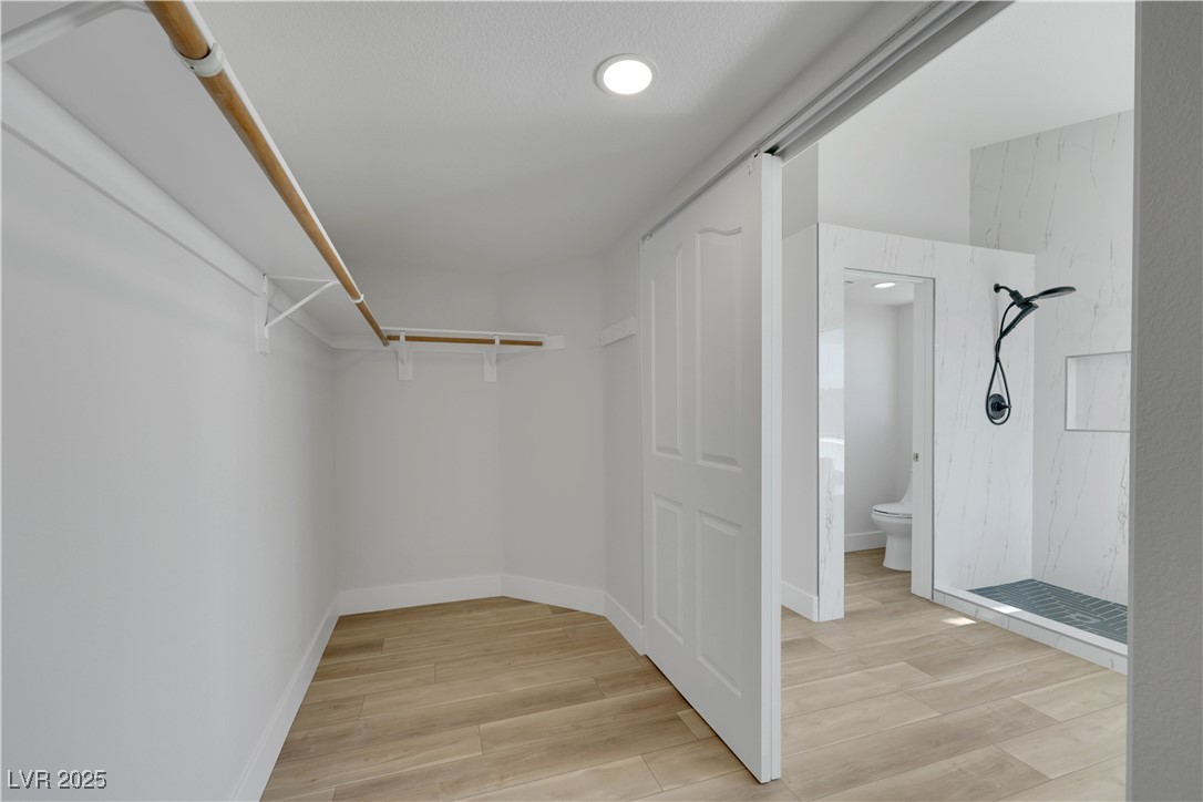 Las Vegas, Nevada 89128, United States, 4 Bedrooms Bedrooms, ,3 BathroomsBathrooms,Residential,Pending,4767