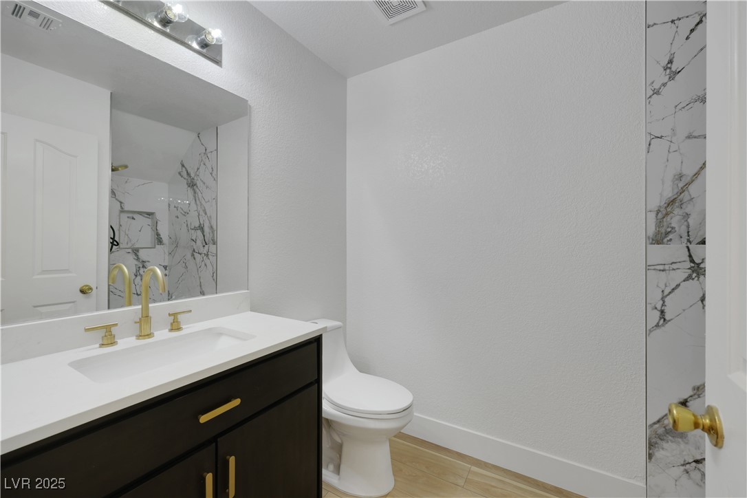 Las Vegas, Nevada 89128, United States, 4 Bedrooms Bedrooms, ,3 BathroomsBathrooms,Residential,Pending,4767