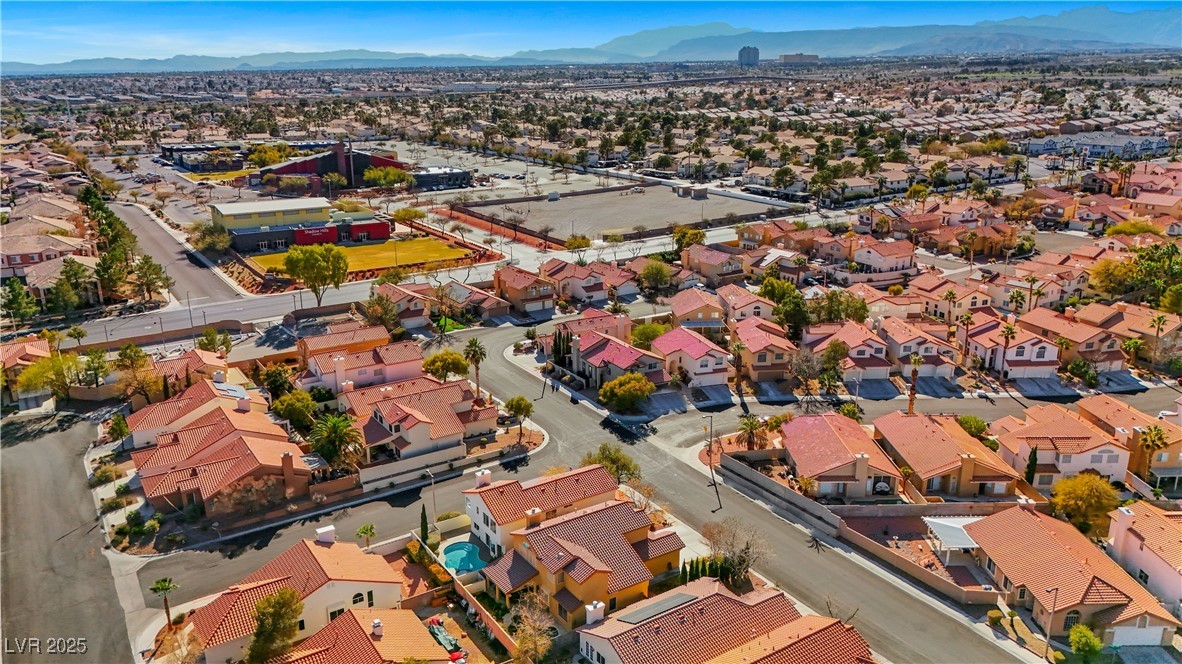 Las Vegas, Nevada 89128, United States, 4 Bedrooms Bedrooms, ,3 BathroomsBathrooms,Residential,Pending,4767