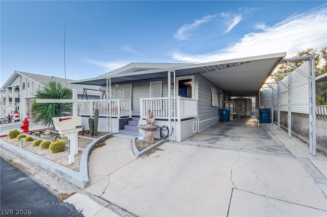 4557 Royal Ridge Boulevard