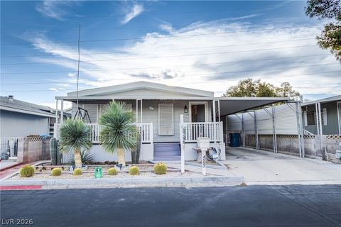 Mobile Home For Sale - 4557 Royal Ridge Boulevard<br/> Las Vegas, NV 89103