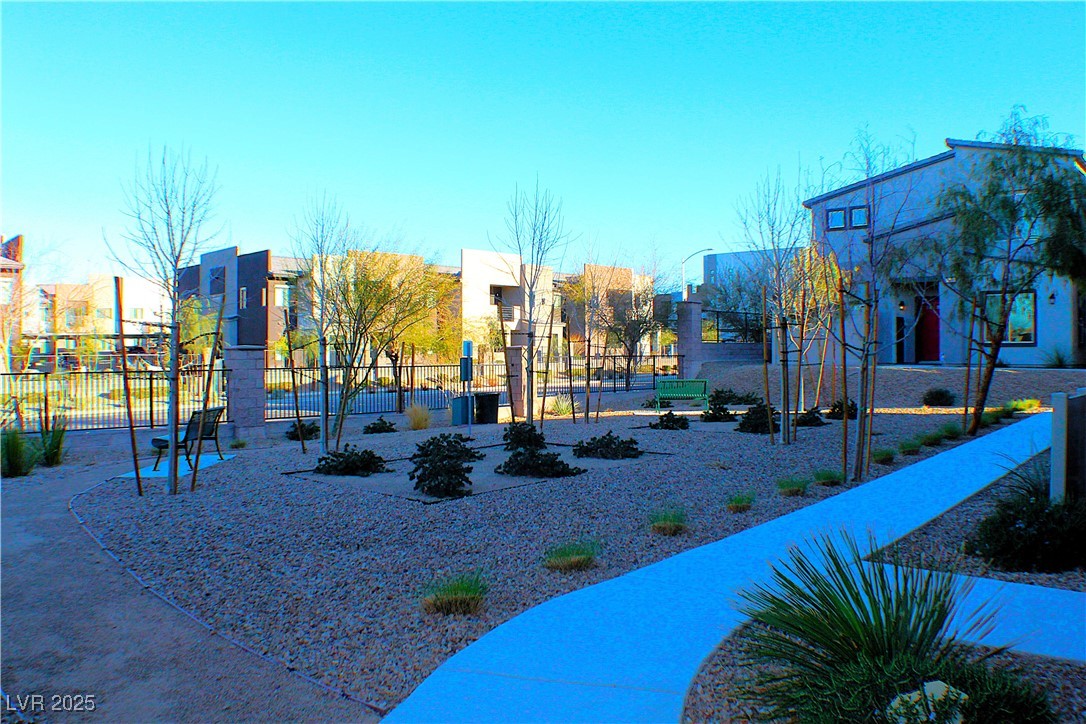 Henderson, Nevada 89044, United States, 3 Bedrooms Bedrooms, ,2 BathroomsBathrooms,Residential,Active,87396