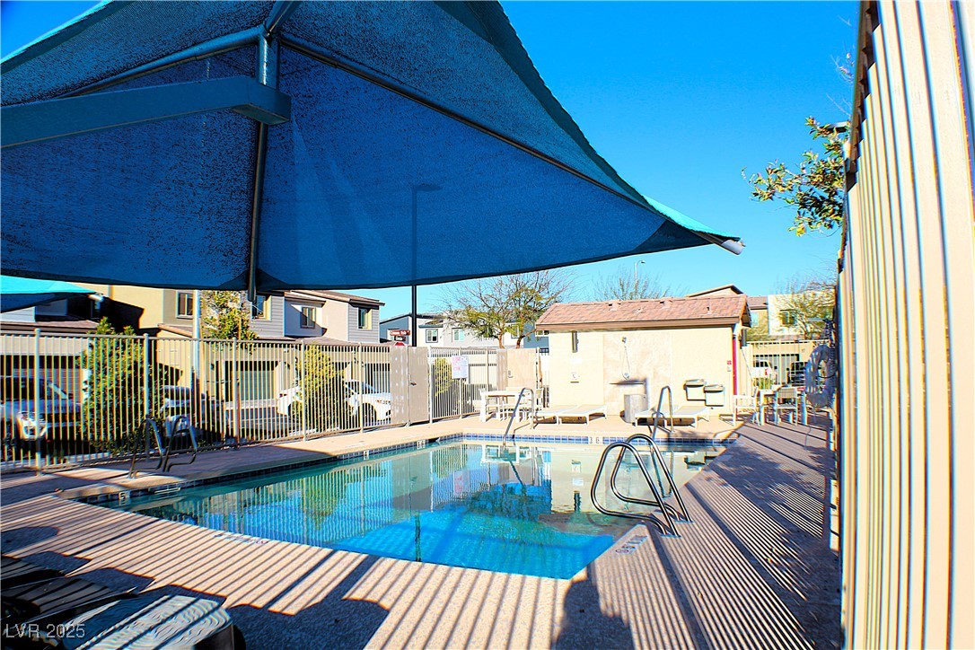 Henderson, Nevada 89044, United States, 3 Bedrooms Bedrooms, ,2 BathroomsBathrooms,Residential,Active,87396