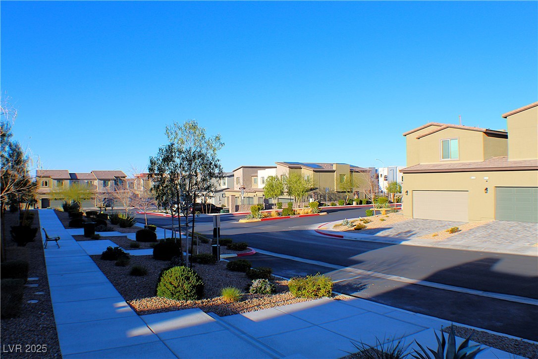 Henderson, Nevada 89044, United States, 3 Bedrooms Bedrooms, ,2 BathroomsBathrooms,Residential,Active,87396