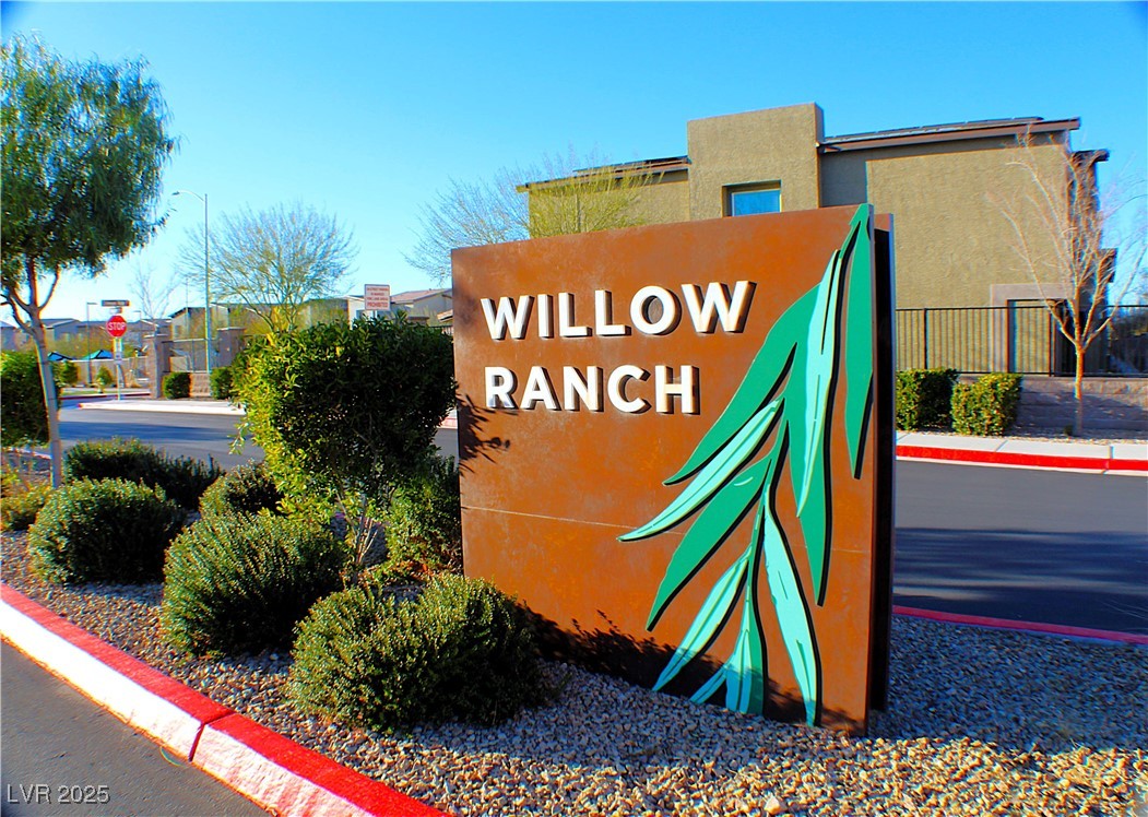 Henderson, Nevada 89044, United States, 3 Bedrooms Bedrooms, ,2 BathroomsBathrooms,Residential,Active,87396