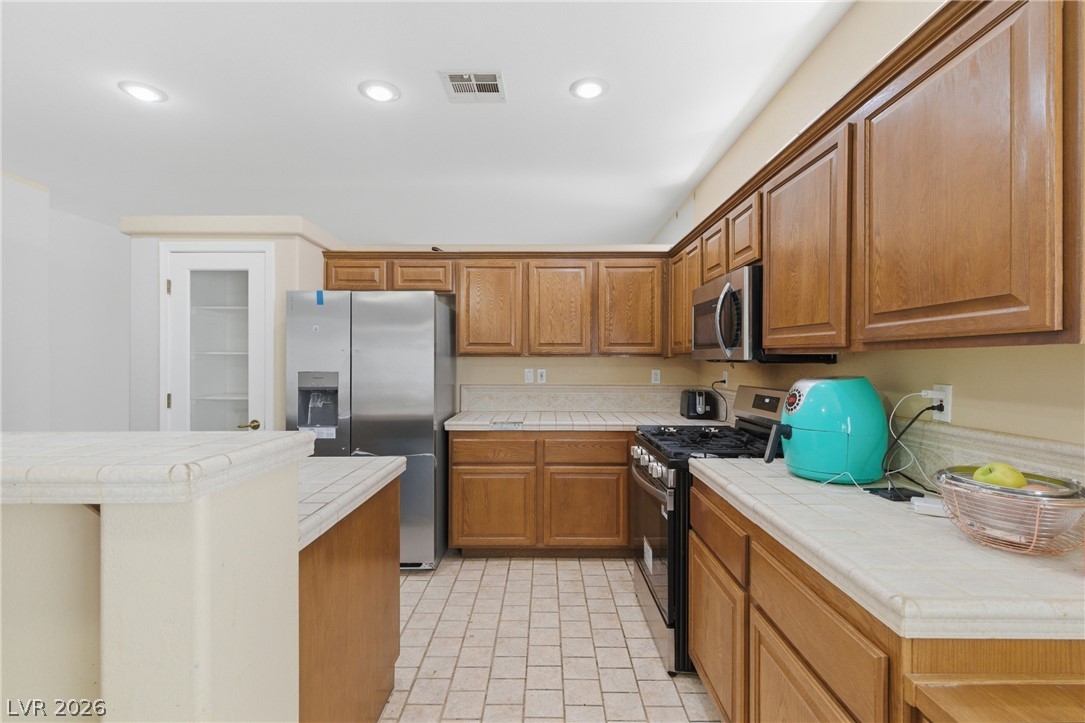 4433 El Presidio Drive