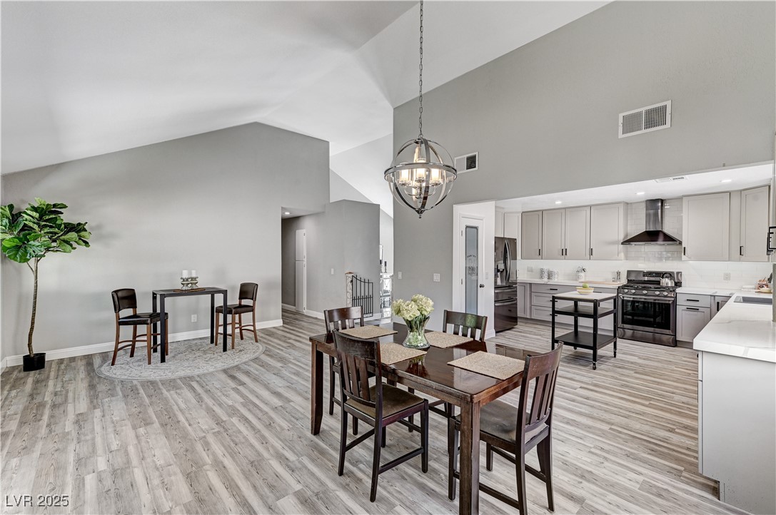 1940 Canterbury Drive, Las Vegas, Nevada image 2