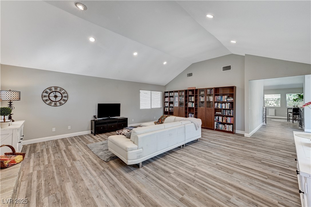 1940 Canterbury Drive, Las Vegas, Nevada image 20