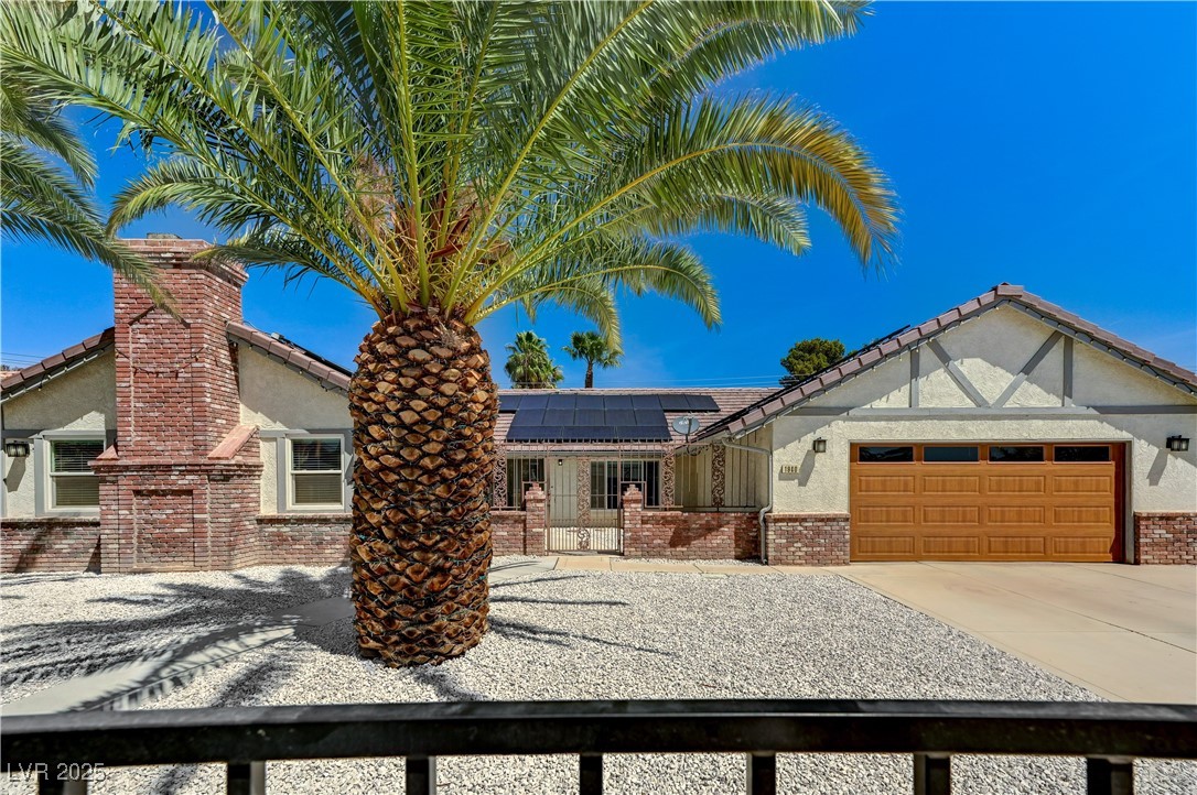 1940 Canterbury Drive, Las Vegas, Nevada image 11