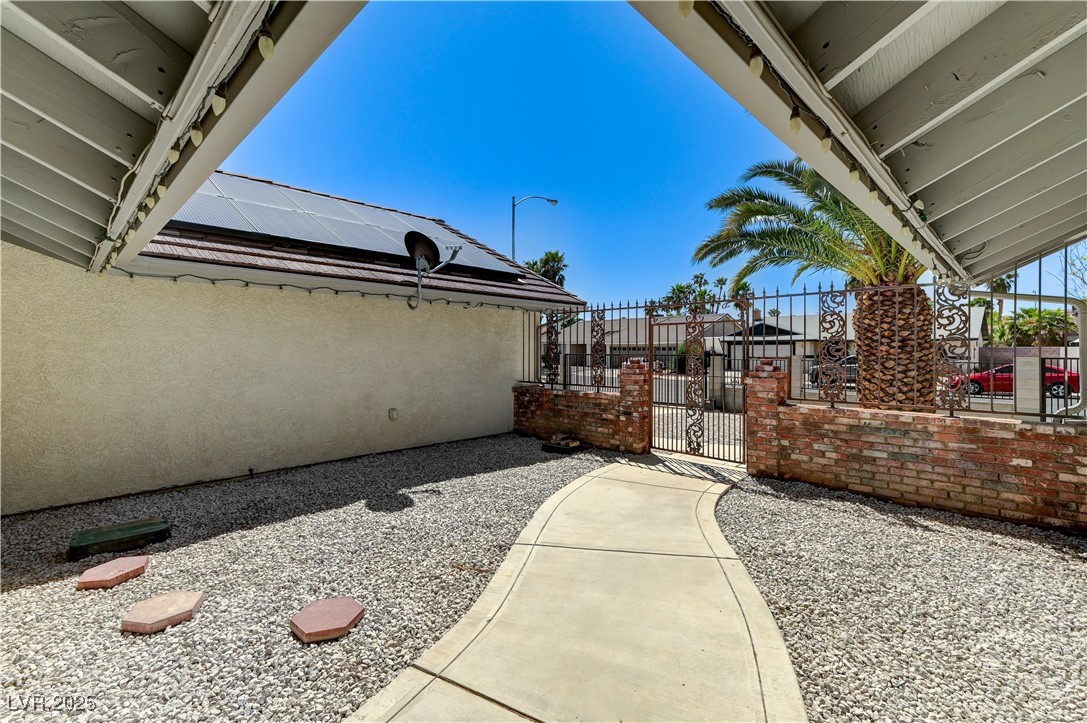 1940 Canterbury Drive, Las Vegas, Nevada image 13