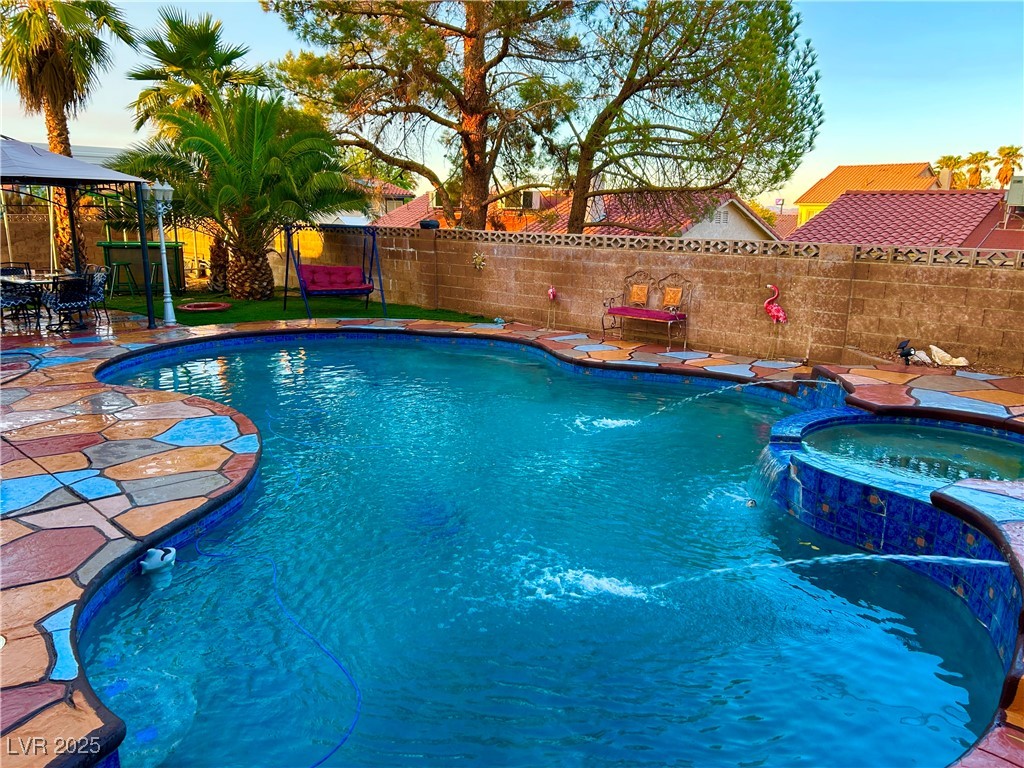 7400 Amigo Street