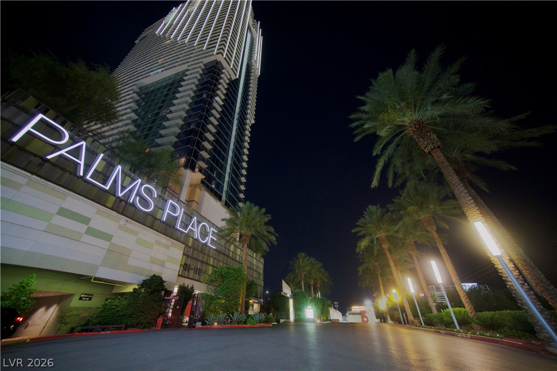 4381 W Flamingo Road 3616