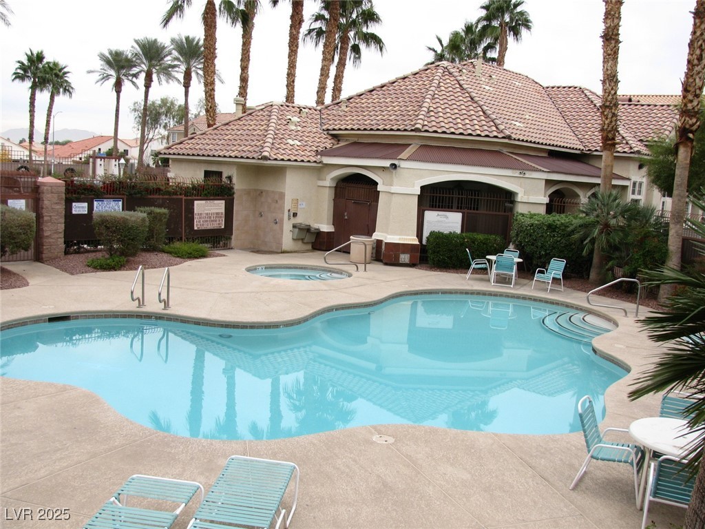 5855 Valley Drive 2093