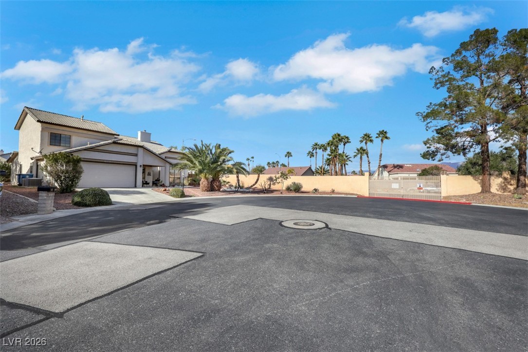 5553 Singing Hills Drive