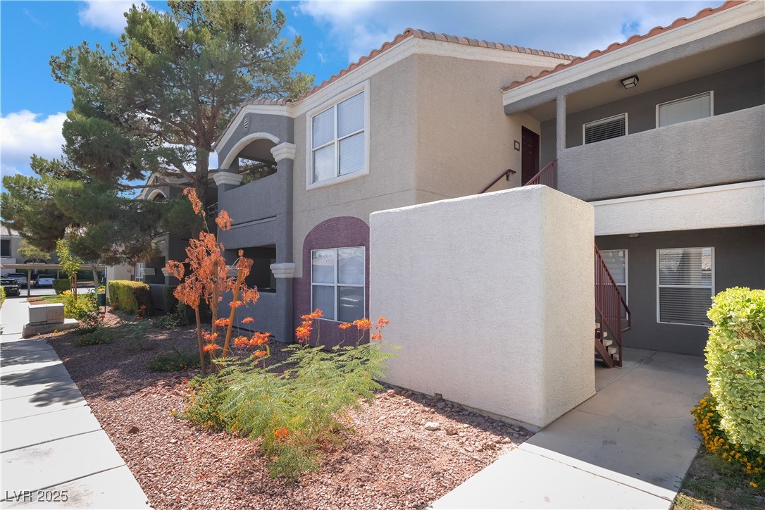 5055 W Hacienda Avenue 2127