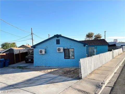 1812 Roosevelt Street North Las Vegas NV 89030
