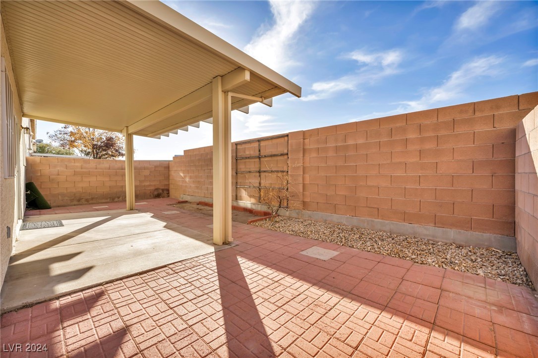 711 Peregrine Falcon Street, Henderson, Nevada image 34