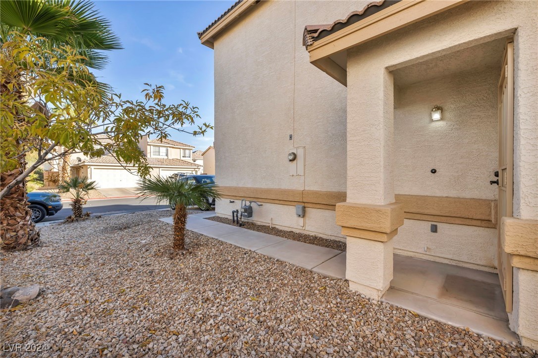 711 Peregrine Falcon Street, Henderson, Nevada image 38