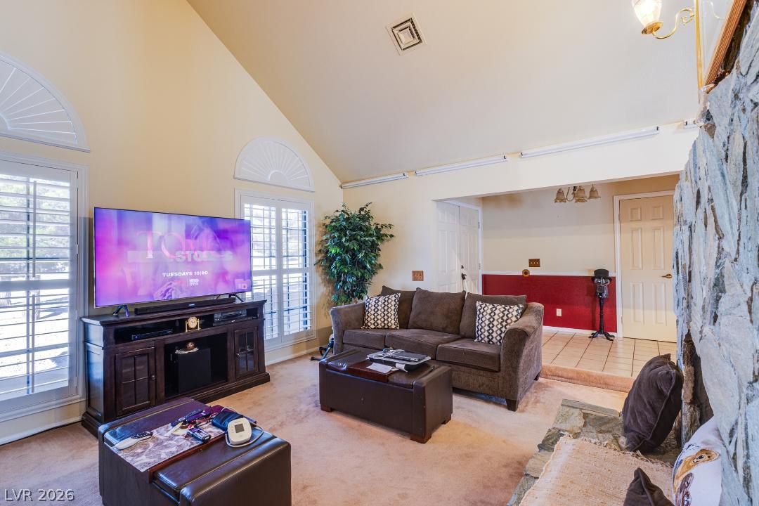 6140 N Monte Cristo Way