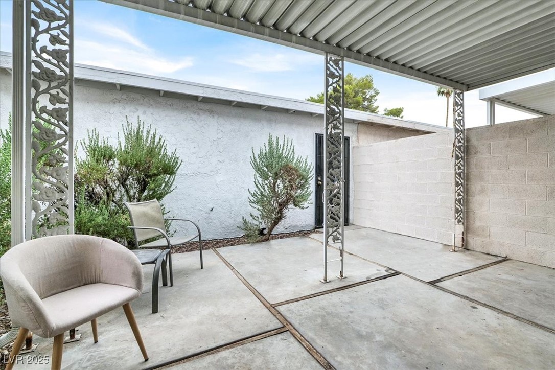 Las Vegas, Nevada 89121, United States, 2 Bedrooms Bedrooms, ,2 BathroomsBathrooms,Residential,Active,199472