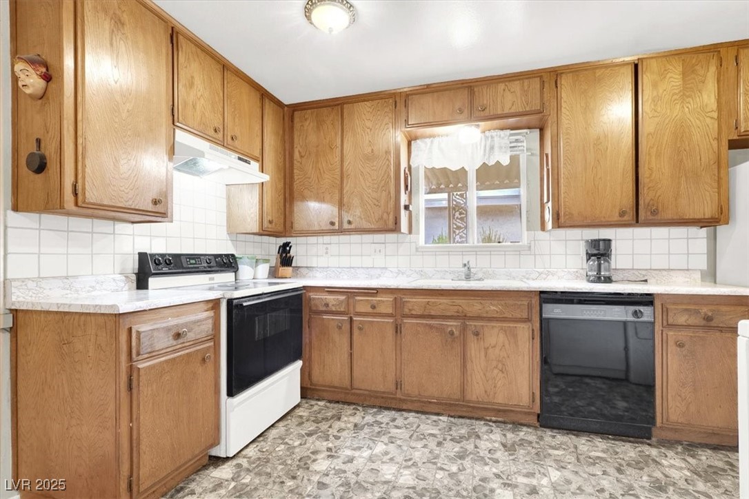 Las Vegas, Nevada 89121, United States, 2 Bedrooms Bedrooms, ,2 BathroomsBathrooms,Residential,Active,199472