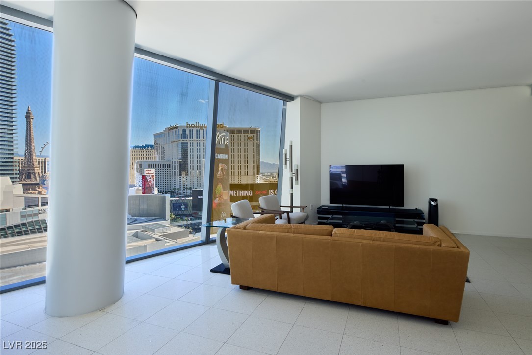 3726 Las Vegas Boulevard 1402