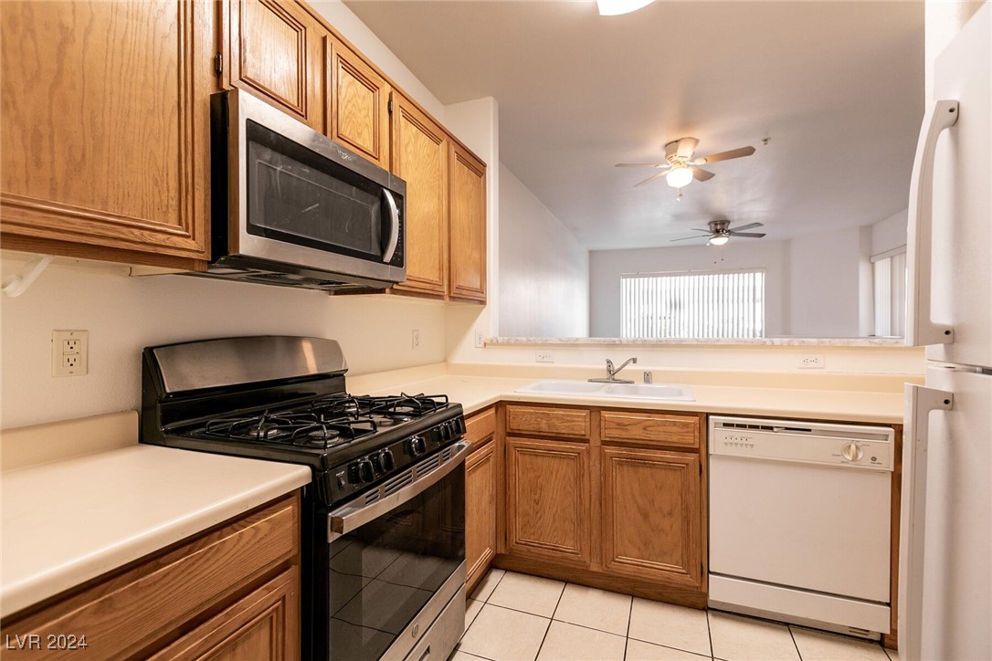 Las Vegas, Nevada 89113, United States, 1 Bedroom Bedrooms, ,1 BathroomBathrooms,Residential,Active,25921