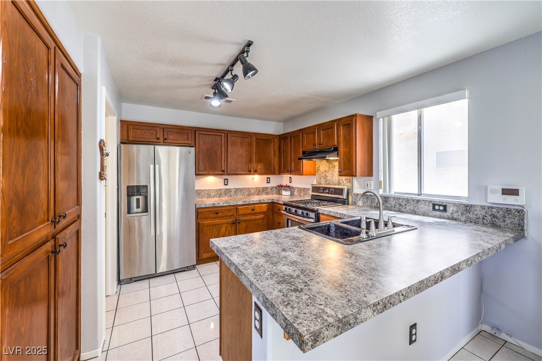 Las Vegas, Nevada 89128, United States, 3 Bedrooms Bedrooms, ,2 BathroomsBathrooms,Residential,Active,179180