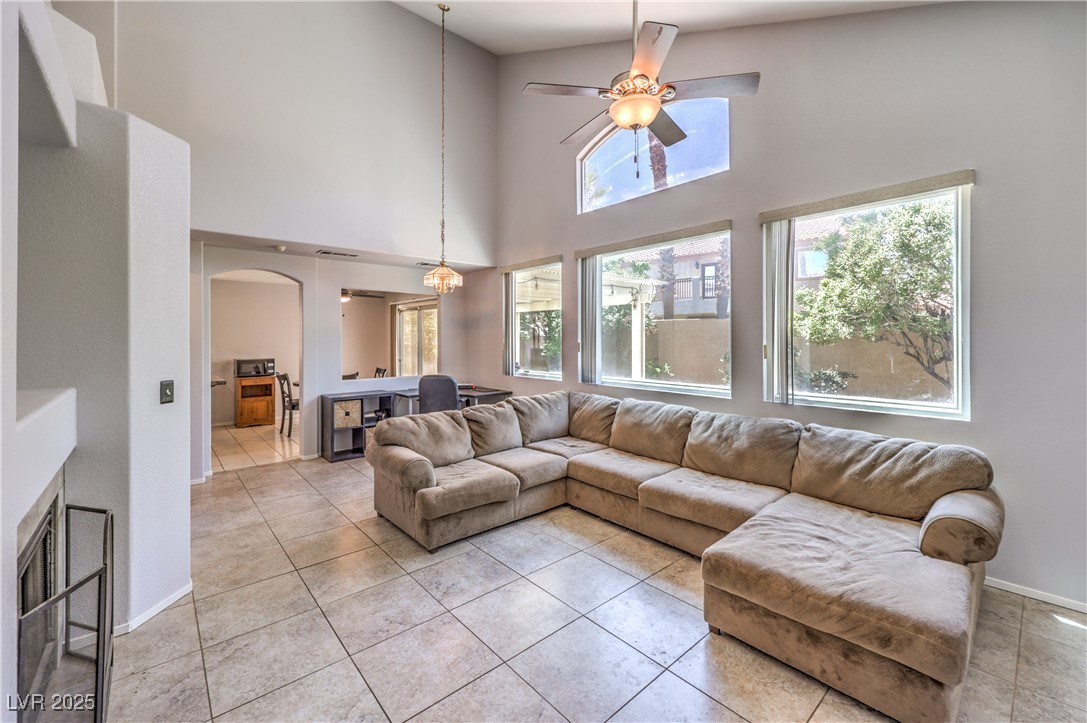 Las Vegas, Nevada 89128, United States, 3 Bedrooms Bedrooms, ,2 BathroomsBathrooms,Residential,Active,179180