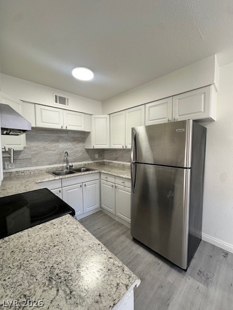 2121 Oceanus Lane 1