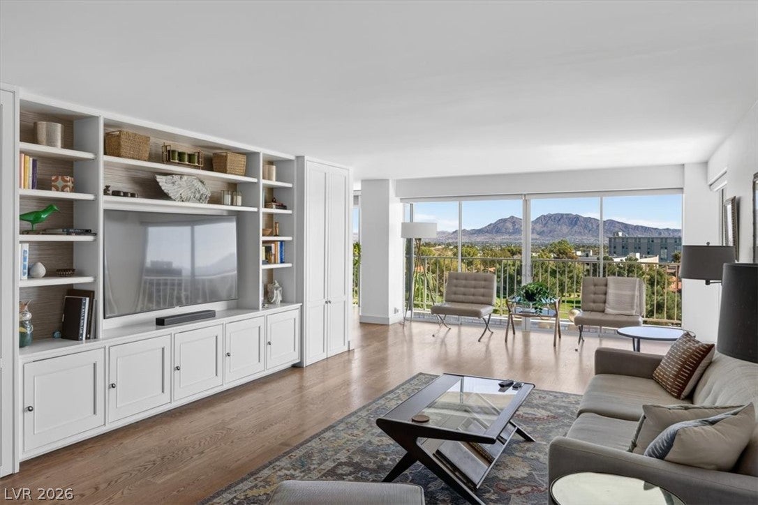 3111 Bel Air Drive 7D