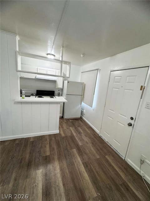 Apartment For Rent - 312 W Cleveland Avenue #8<br/> Las Vegas, NV 89102