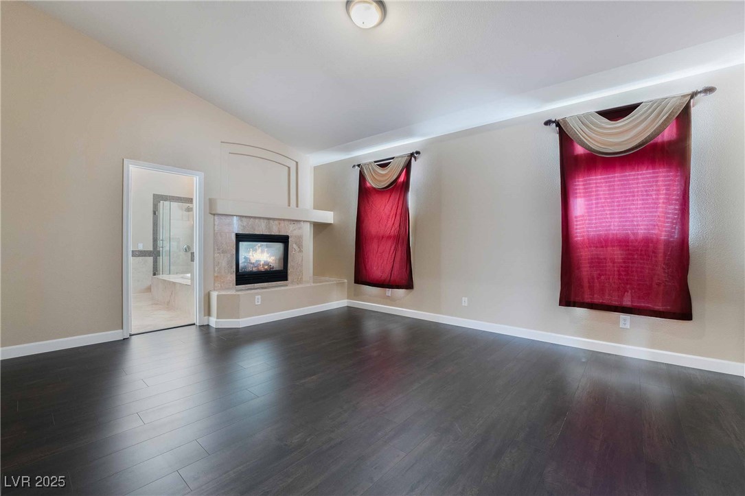 Las Vegas, Nevada 89147, United States, 5 Bedrooms Bedrooms, ,3 BathroomsBathrooms,Residential,Active,205119