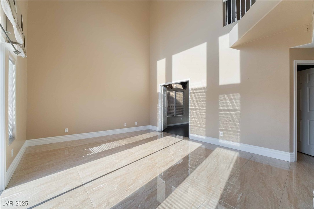 Las Vegas, Nevada 89147, United States, 5 Bedrooms Bedrooms, ,3 BathroomsBathrooms,Residential,Active,205119