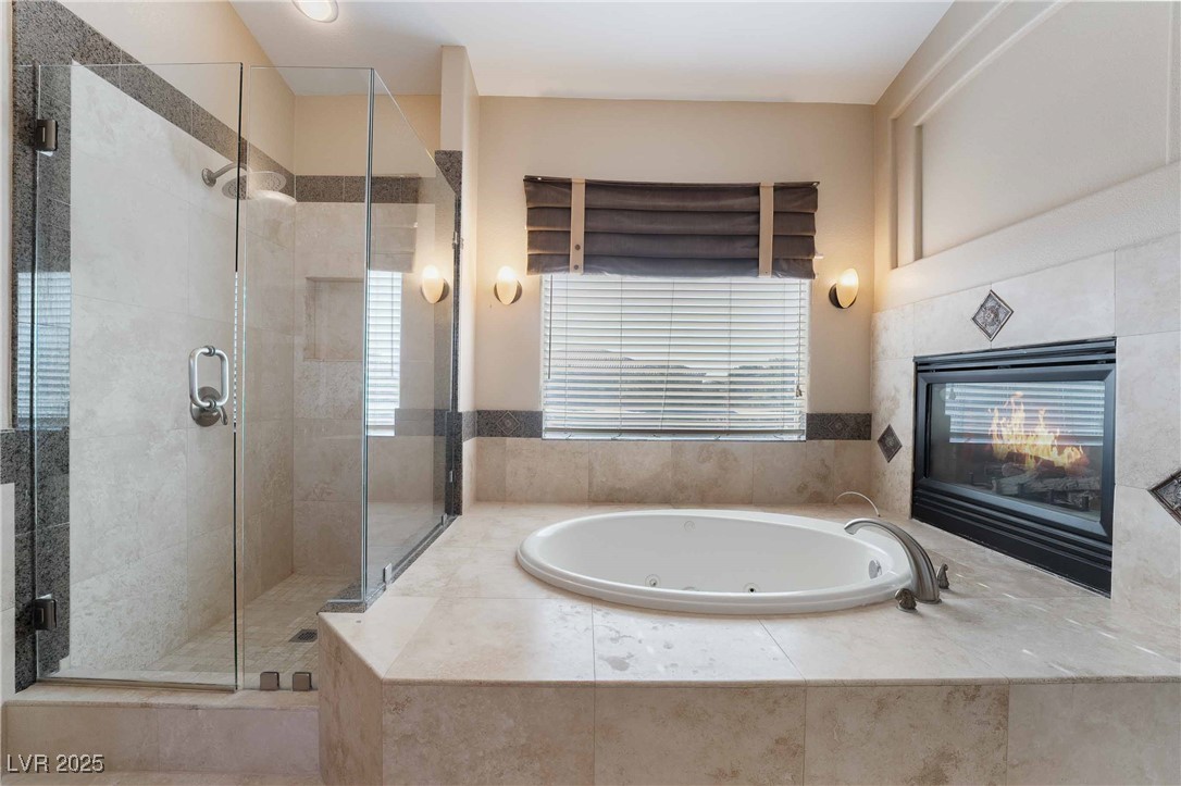 Las Vegas, Nevada 89147, United States, 5 Bedrooms Bedrooms, ,3 BathroomsBathrooms,Residential,Active,205119