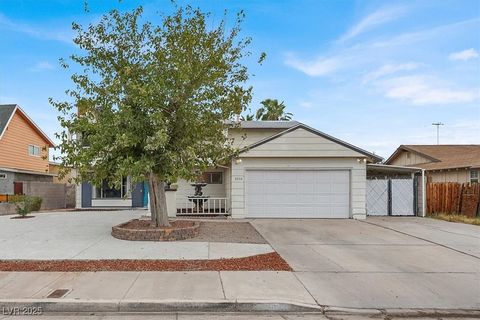 3056 Phoenix Street Las Vegas NV 89121