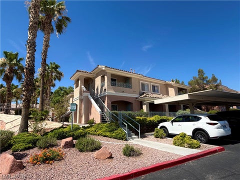 Condo For Rent - 10553 Pine Pointe Avenue #105<br/> Clark County, Las Vegas, NV 89144