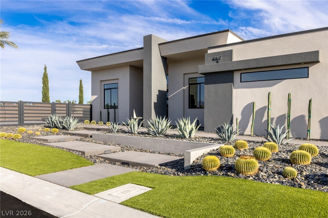 4367 N Fort Apache Road