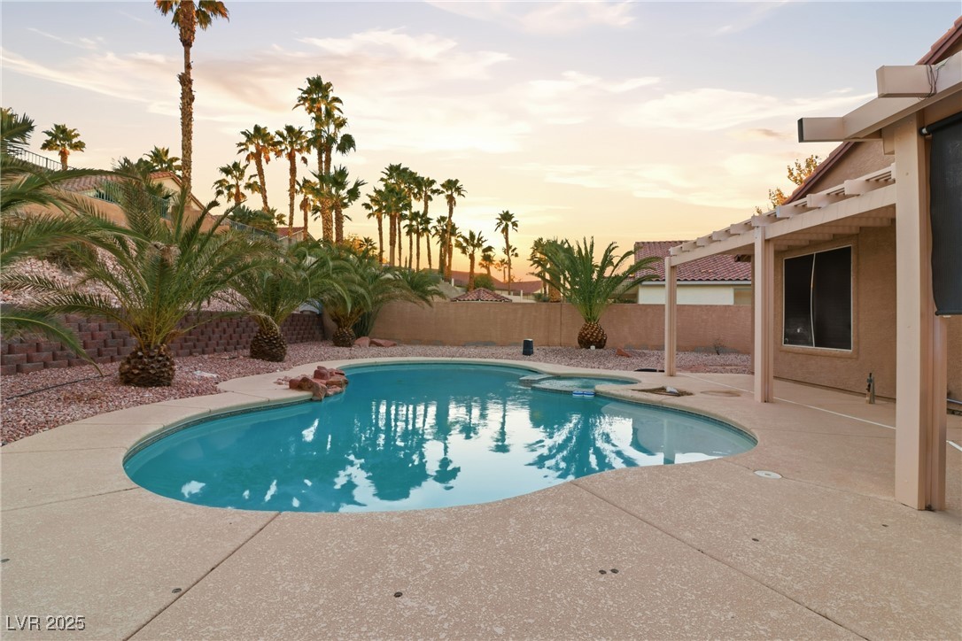 2973 Scenic Valley Way