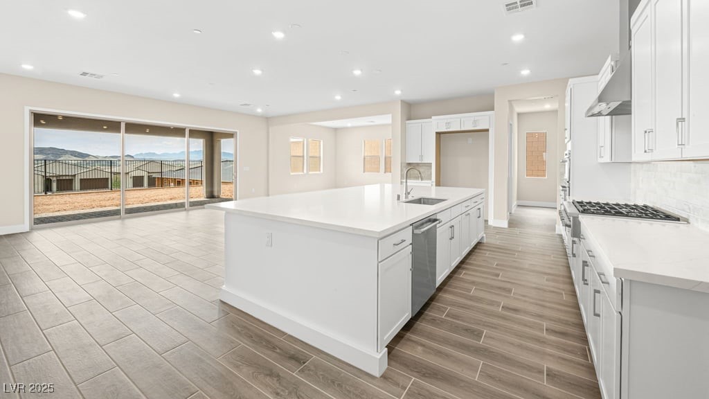 243 Paraggi Bay Drive