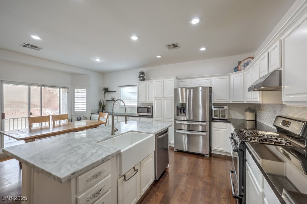 6329 Sterling Ranch Way, North Las Vegas, Nevada image 2