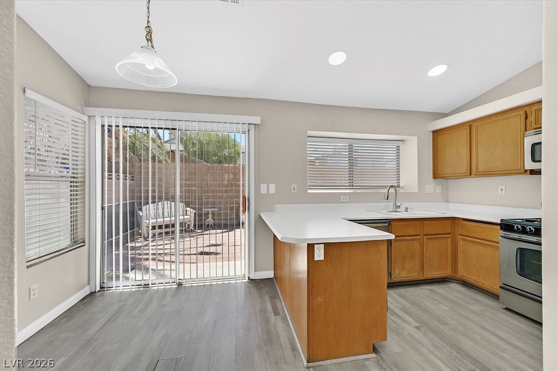2609 Camphor Tree Street